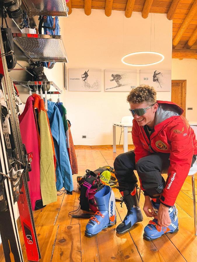 Alp Apartments Ski & Bike - Tourneuve5 アオスタ エクステリア 写真