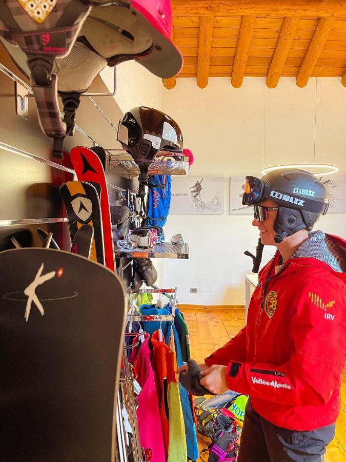 Alp Apartments Ski & Bike - Tourneuve5 アオスタ エクステリア 写真