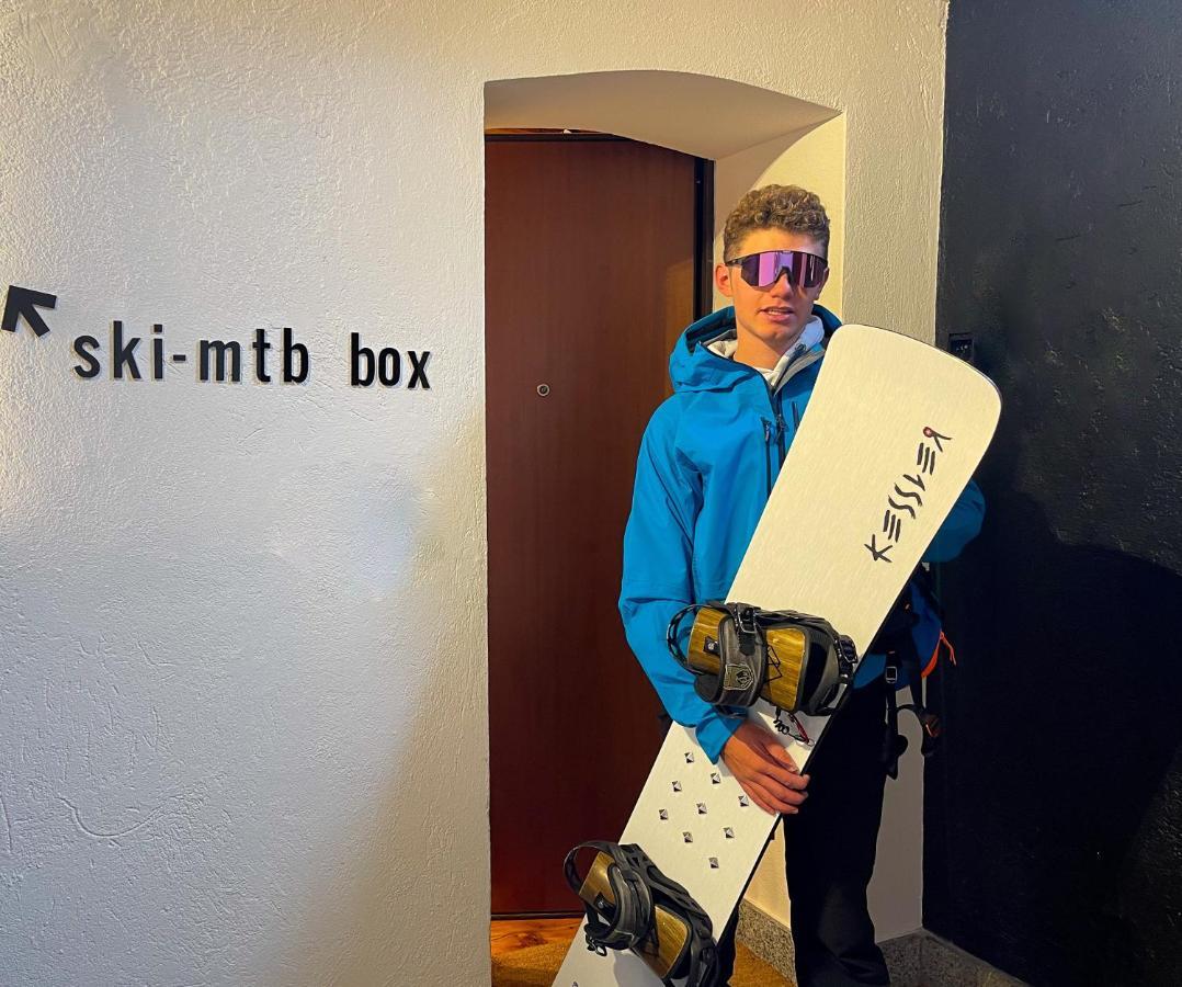 Alp Apartments Ski & Bike - Tourneuve5 アオスタ エクステリア 写真